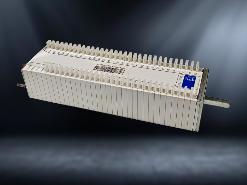 深度解析三工位机构配套高压辅助开关的动作时序与机械联锁逻辑